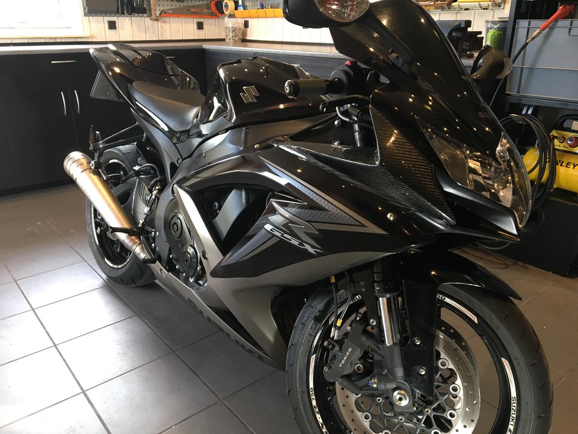 Suzuki Suzuki gsxr 750 L0 billede 1