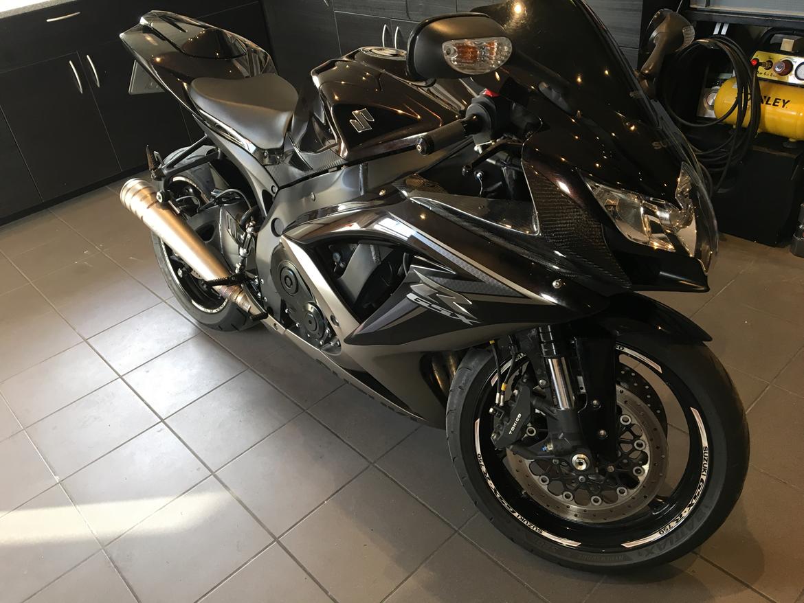 Suzuki Suzuki gsxr 750 L0 billede 2