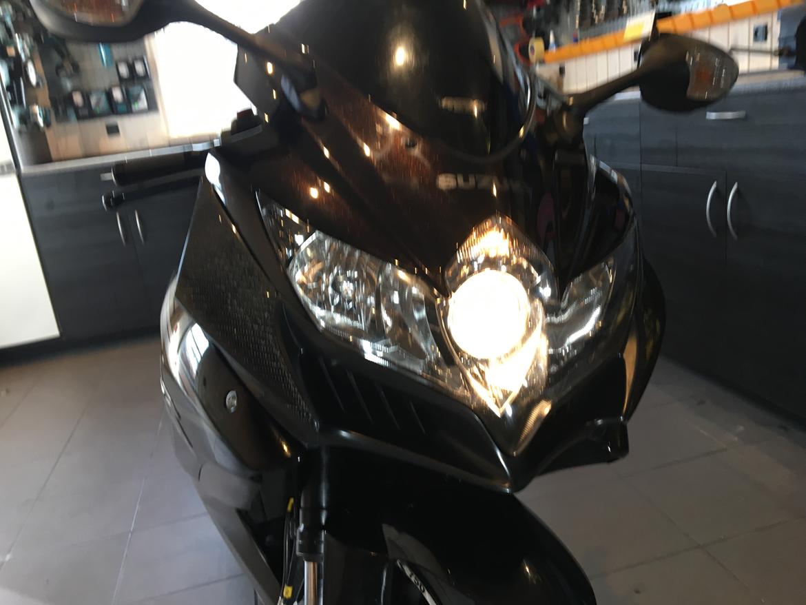 Suzuki Suzuki gsxr 750 L0 billede 11