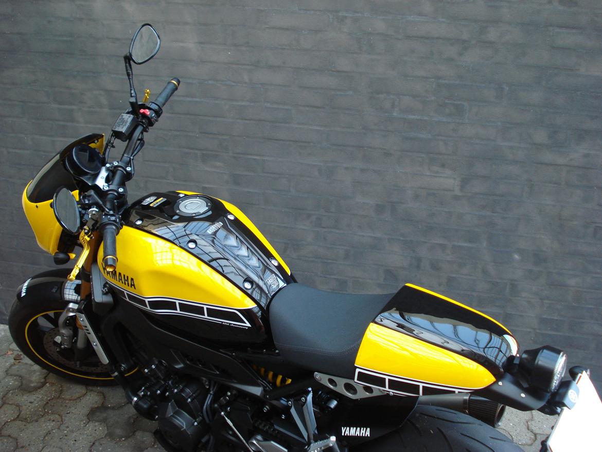 Yamaha XSR 900  “YELLOW LIGTNING” billede 12