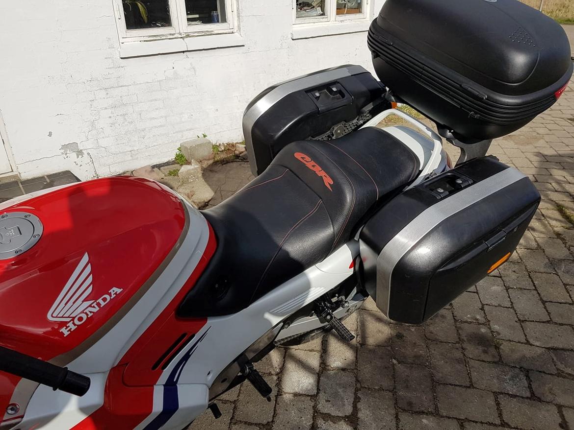 Honda CBR 1000F billede 4