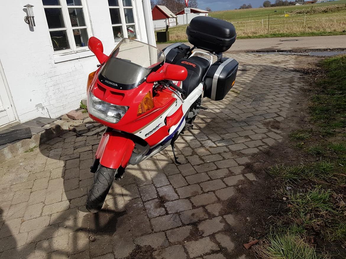 Honda CBR 1000F billede 5