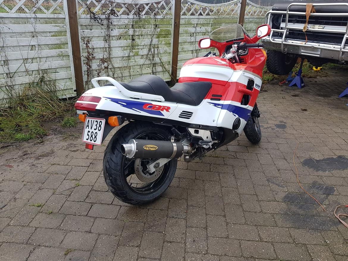 Honda CBR 1000F - som den stod da den kom hjem billede 10