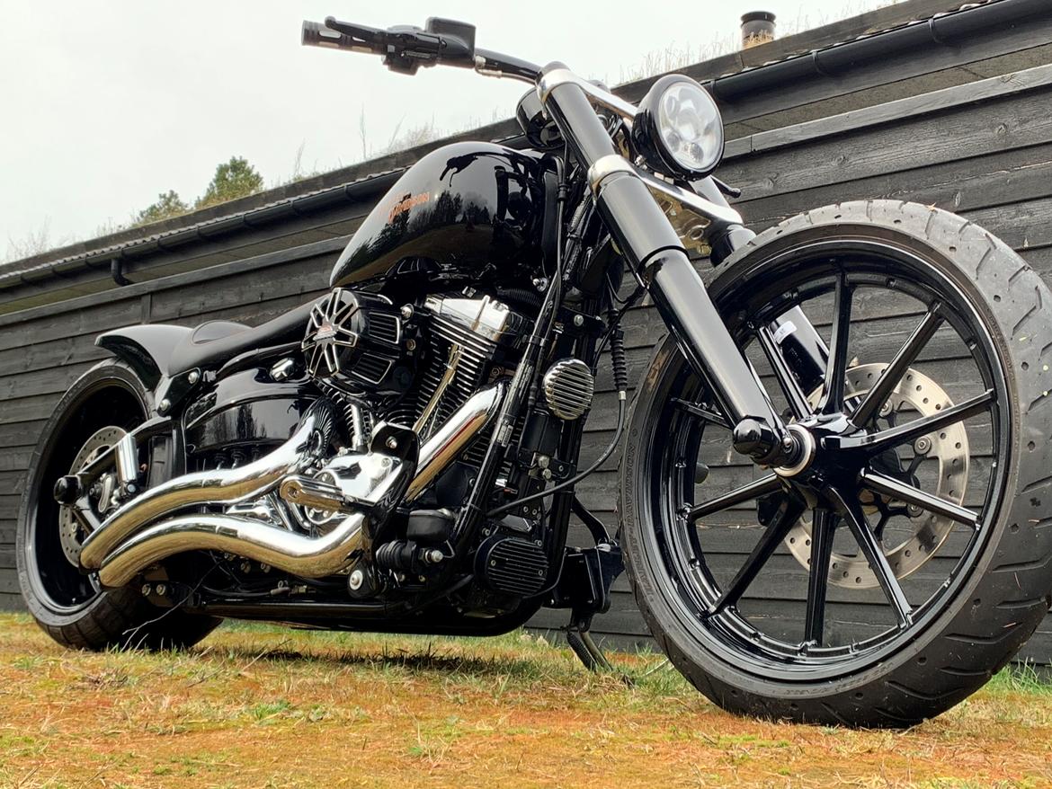 Harley Davidson FXSB Softail Breakout billede 1