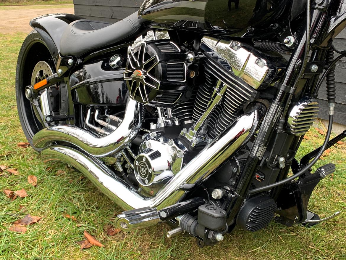 Harley Davidson FXSB Softail Breakout billede 9