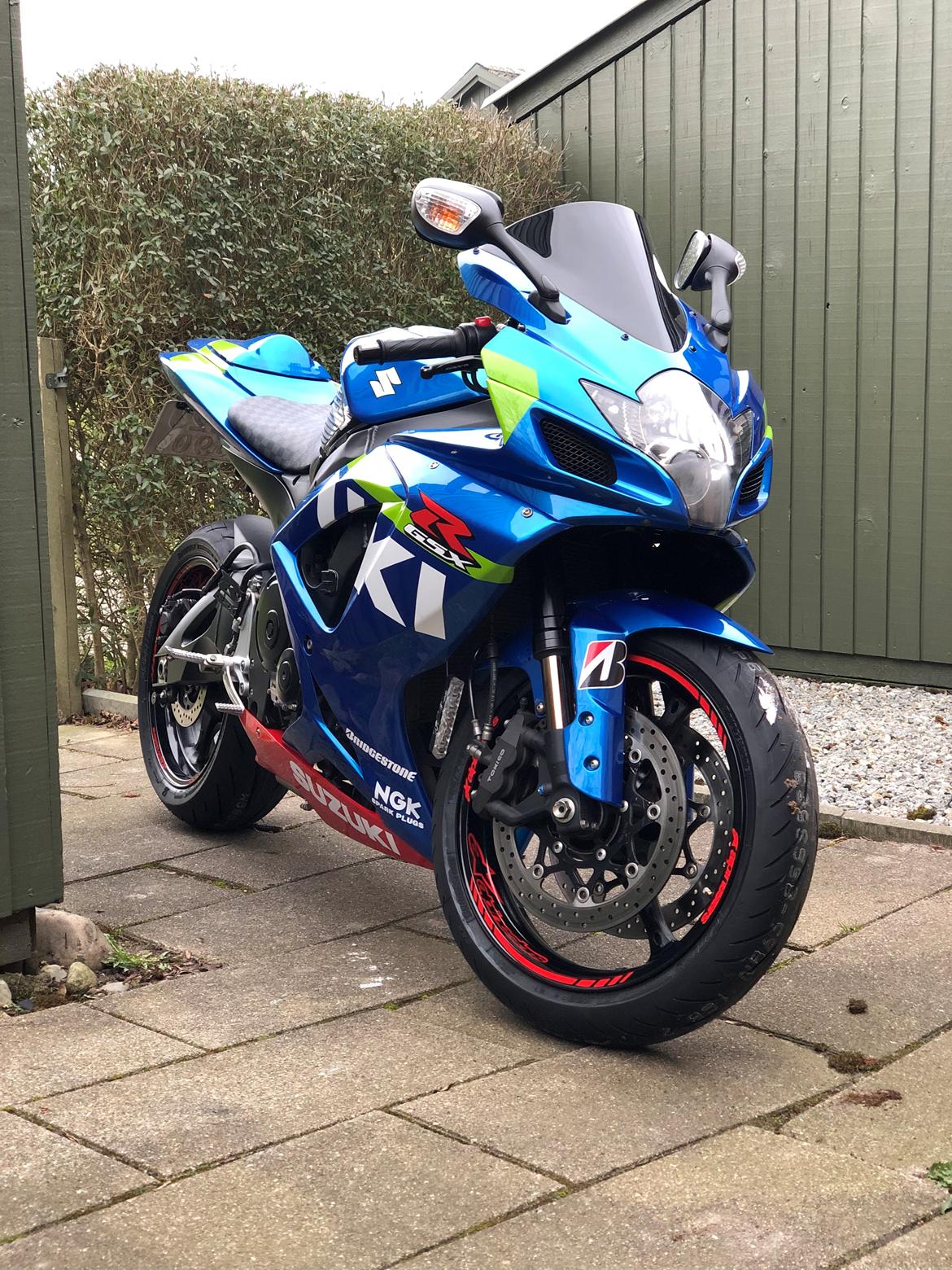 Suzuki Gsxr 750 K7 billede 2