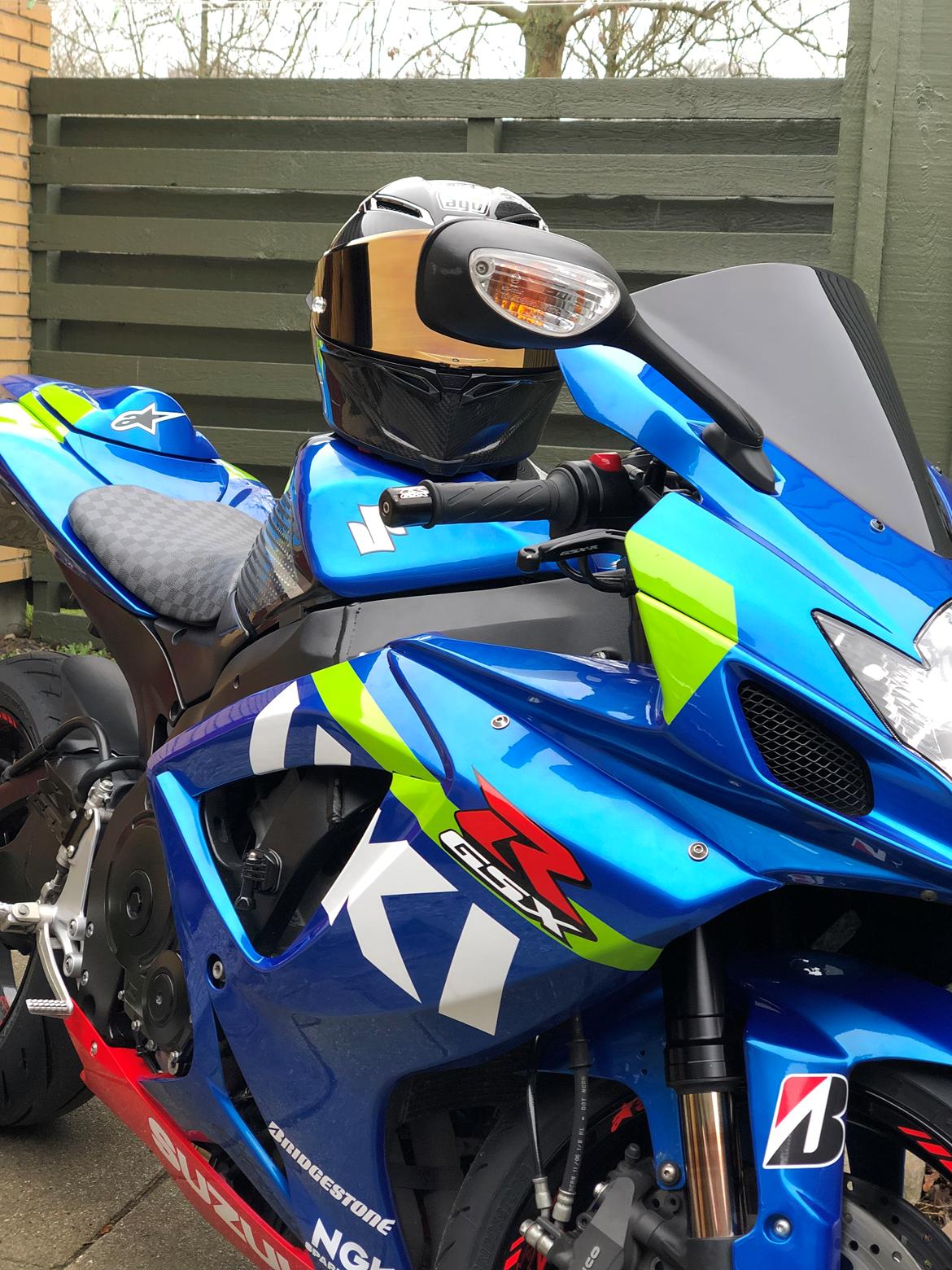 Suzuki Gsxr 750 K7 billede 5