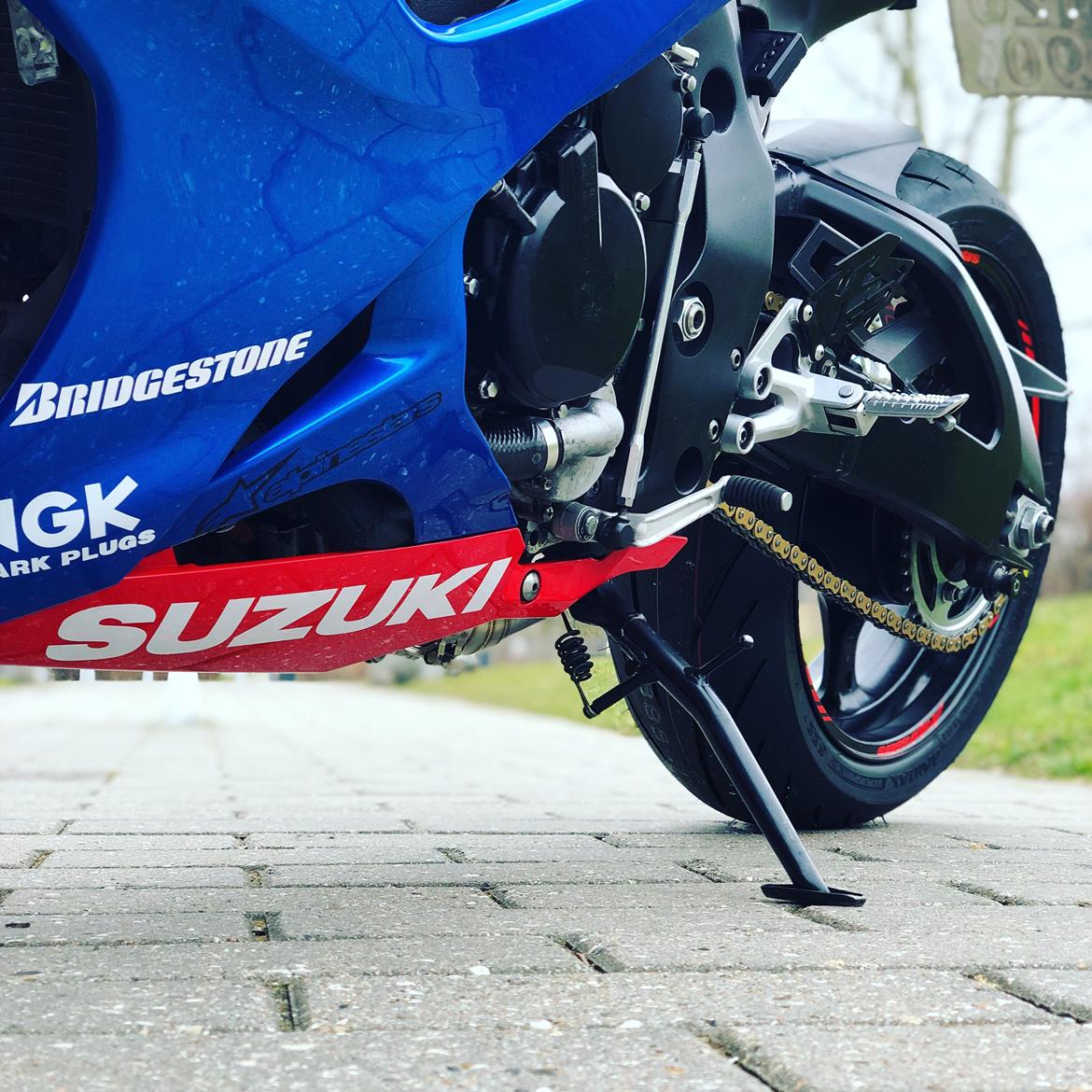 Suzuki Gsxr 750 K7 billede 4