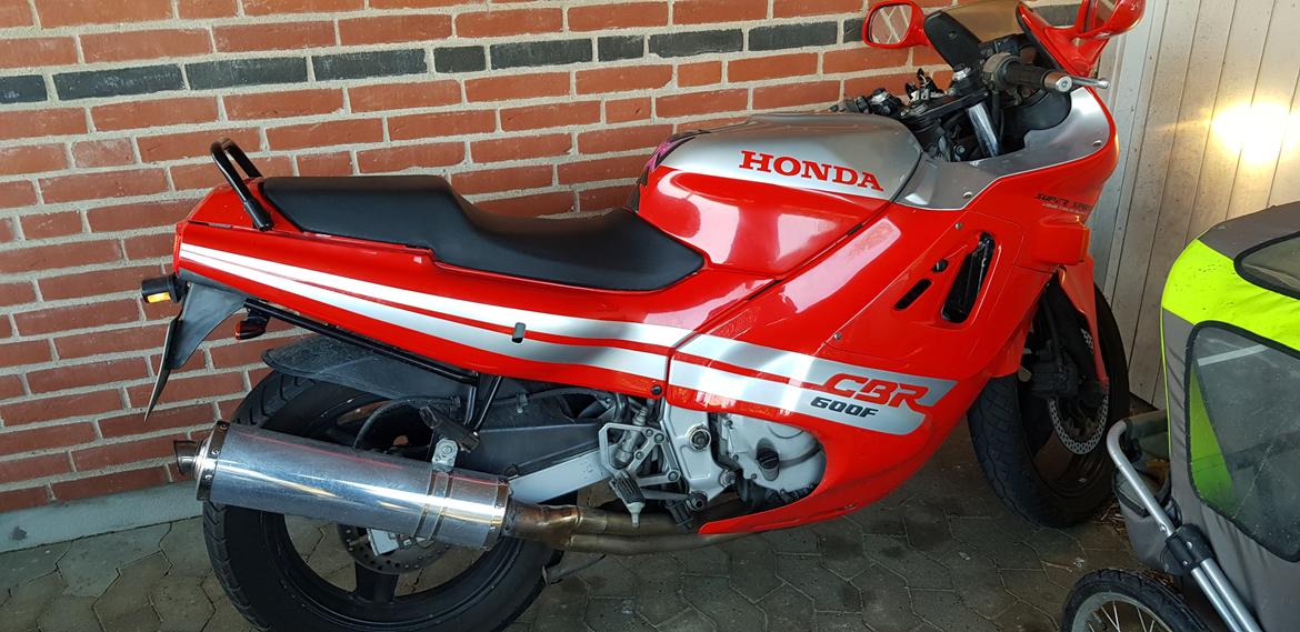 Honda Cbr 600 f billede 1