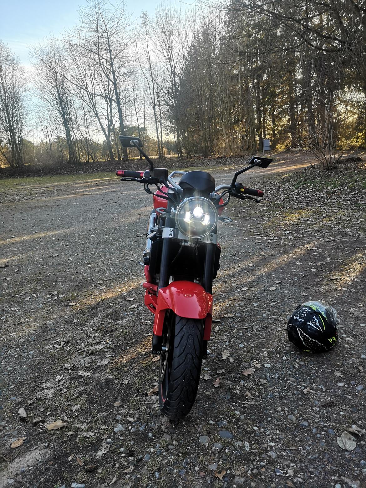 Hyosung gt 650 i  solgt billede 5