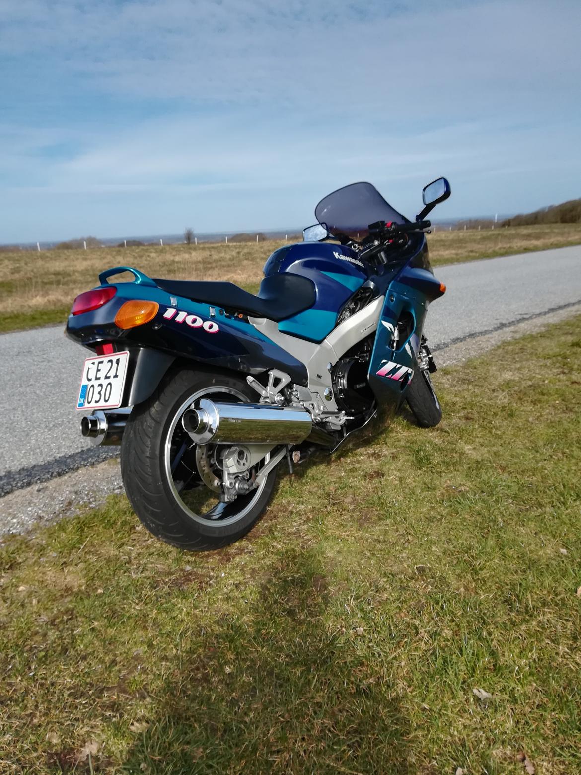 Kawasaki ZZR 1100 billede 2