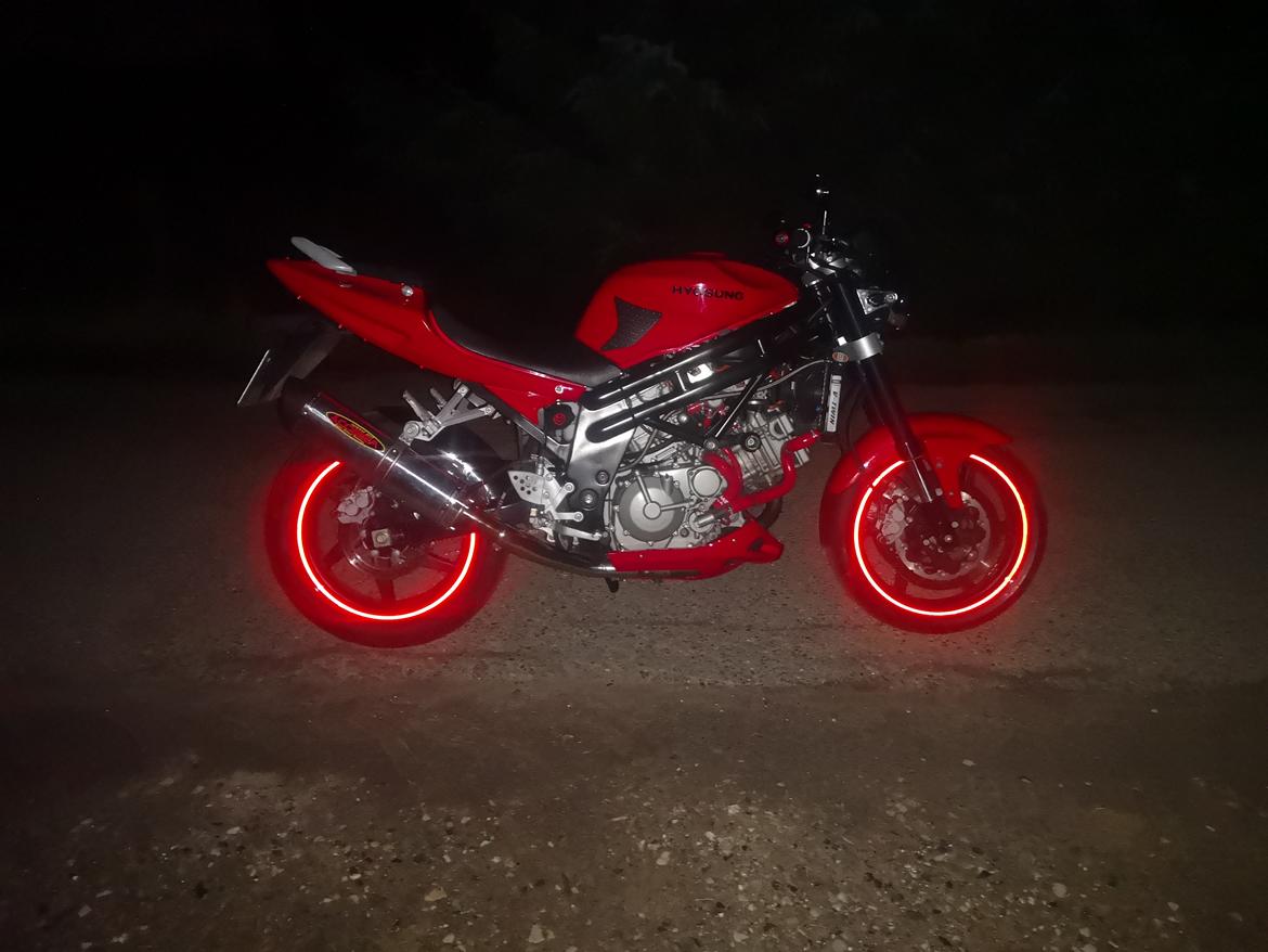 Hyosung gt 650 i  solgt billede 7