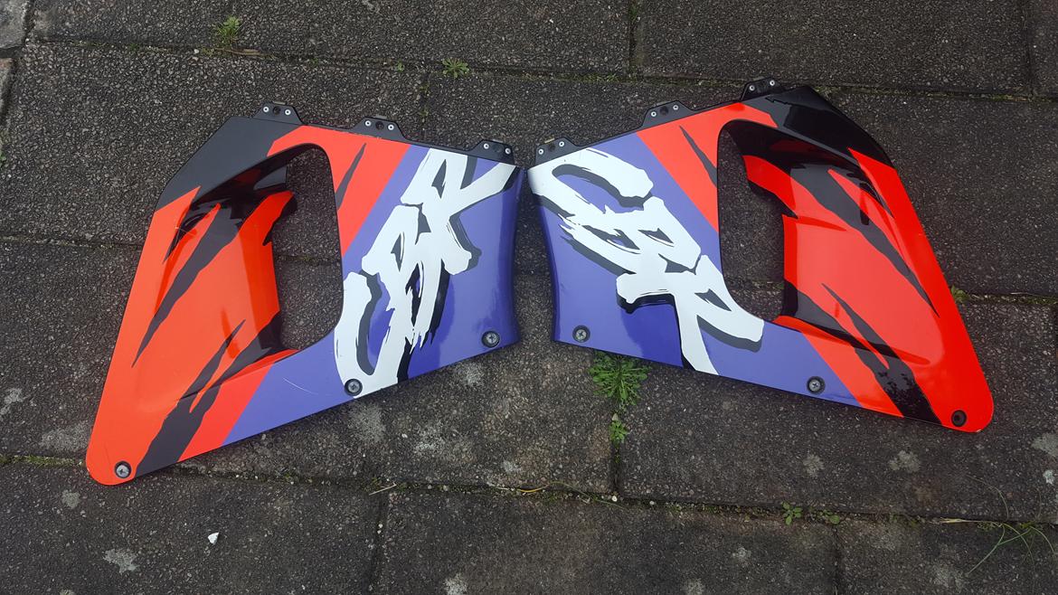 Honda CBR 900 RR-P Fireblade SC28 "Karen" billede 18