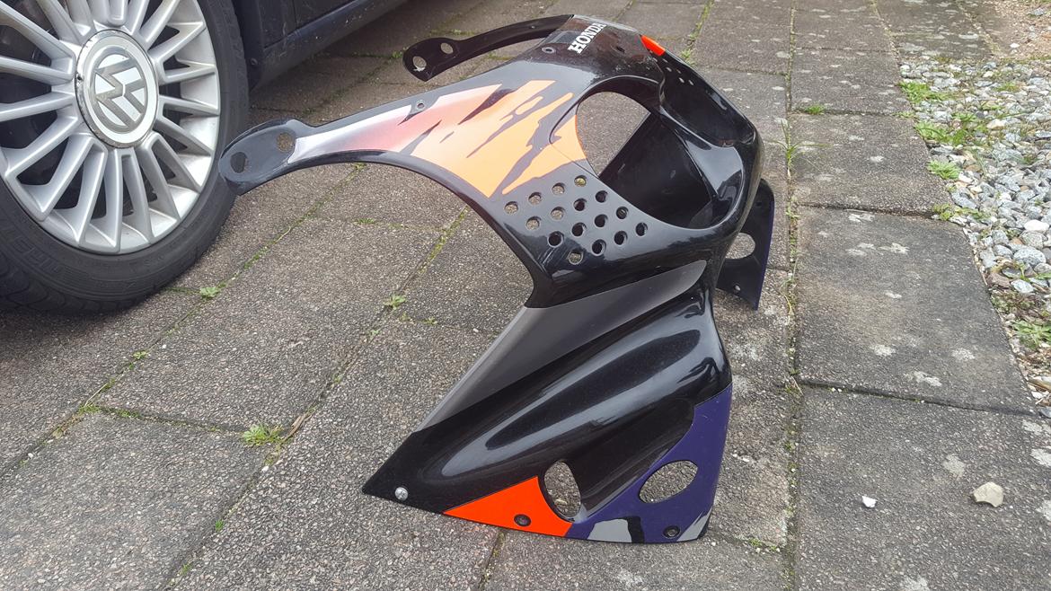 Honda CBR 900 RR-P Fireblade SC28 "Karen" billede 17