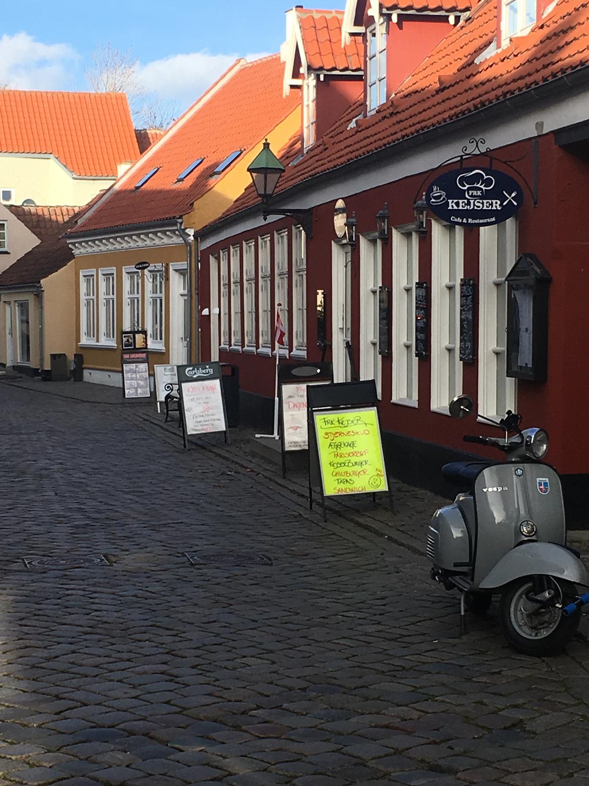 Vespa Sprint Veloce billede 1