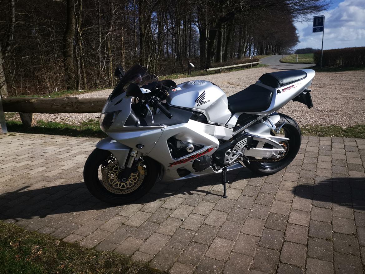 Honda CBR 929 RR FIREBLADE billede 1