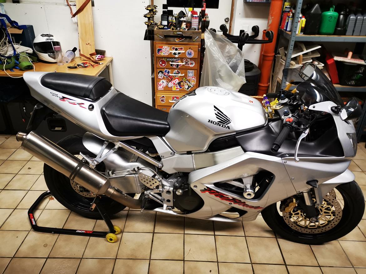 Honda CBR 929 RR FIREBLADE billede 10