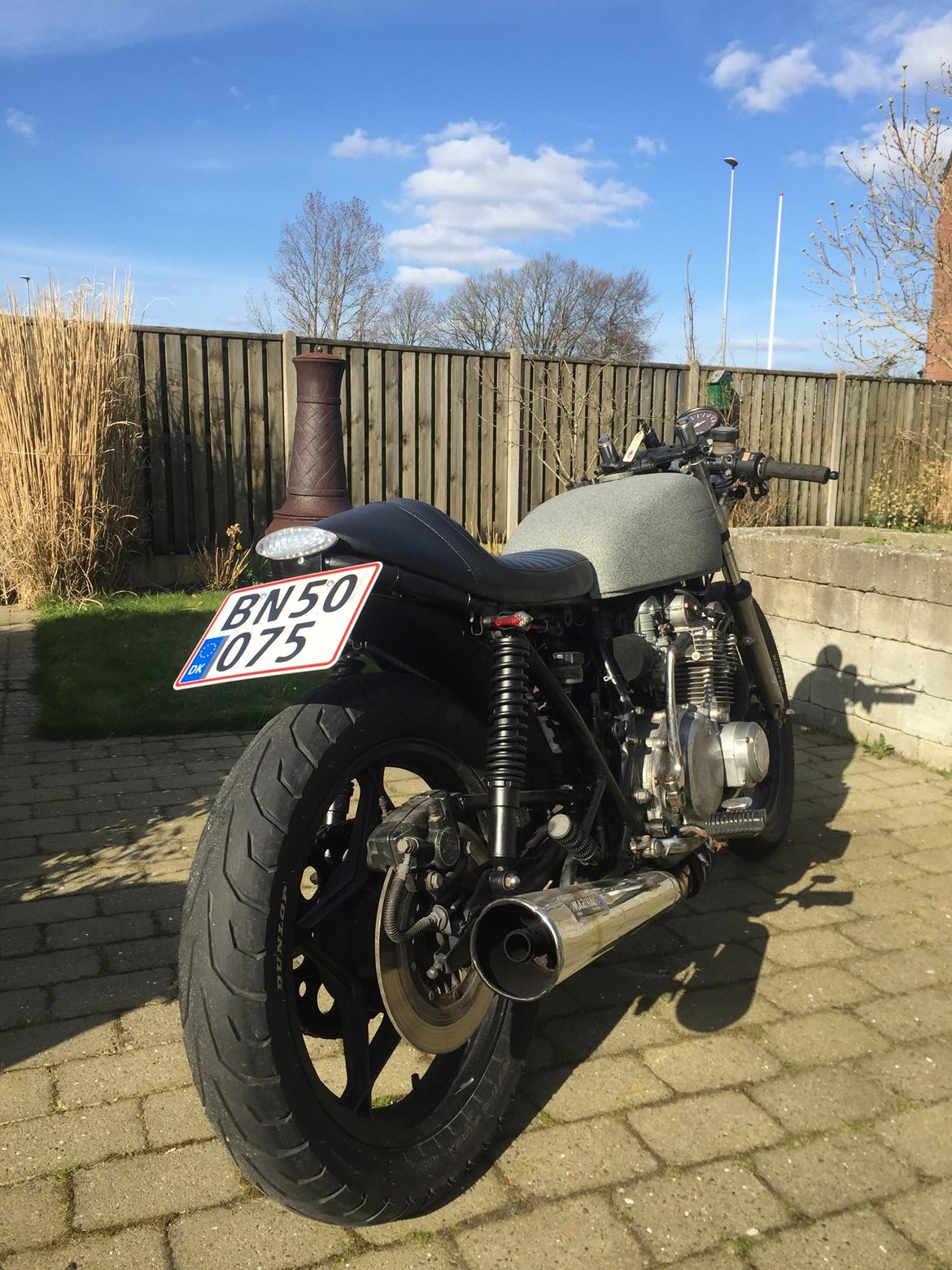 Suzuki GS550 billede 1