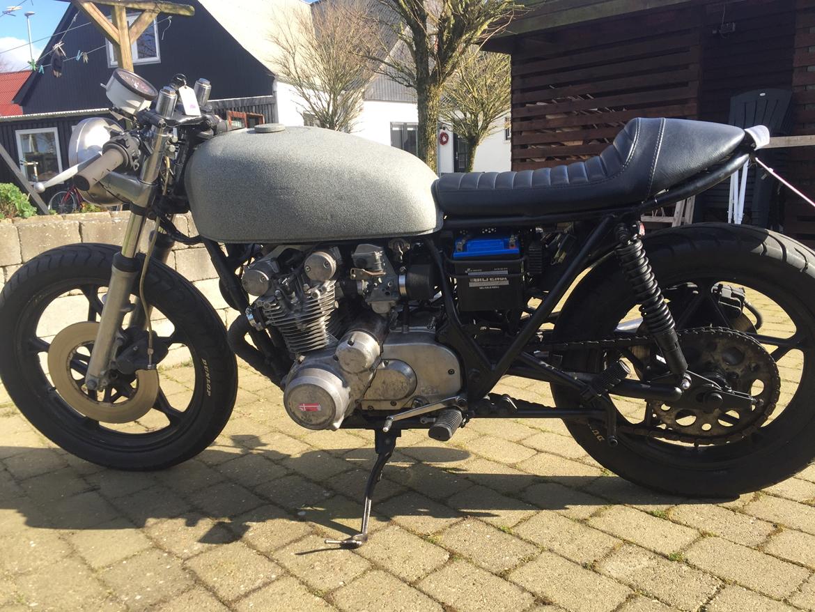 Suzuki GS550 billede 3