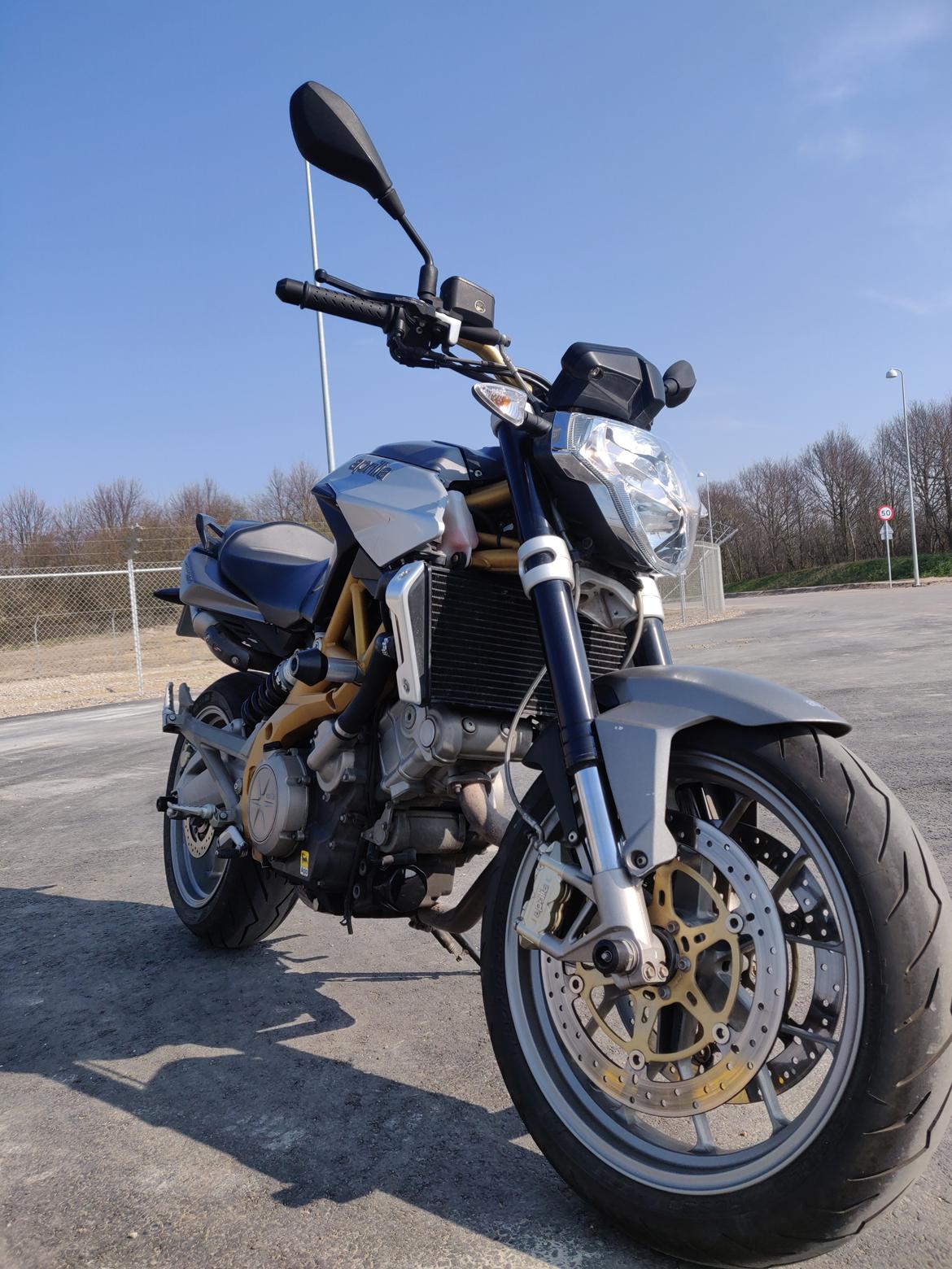 Aprilia SL 750 Shiver billede 2