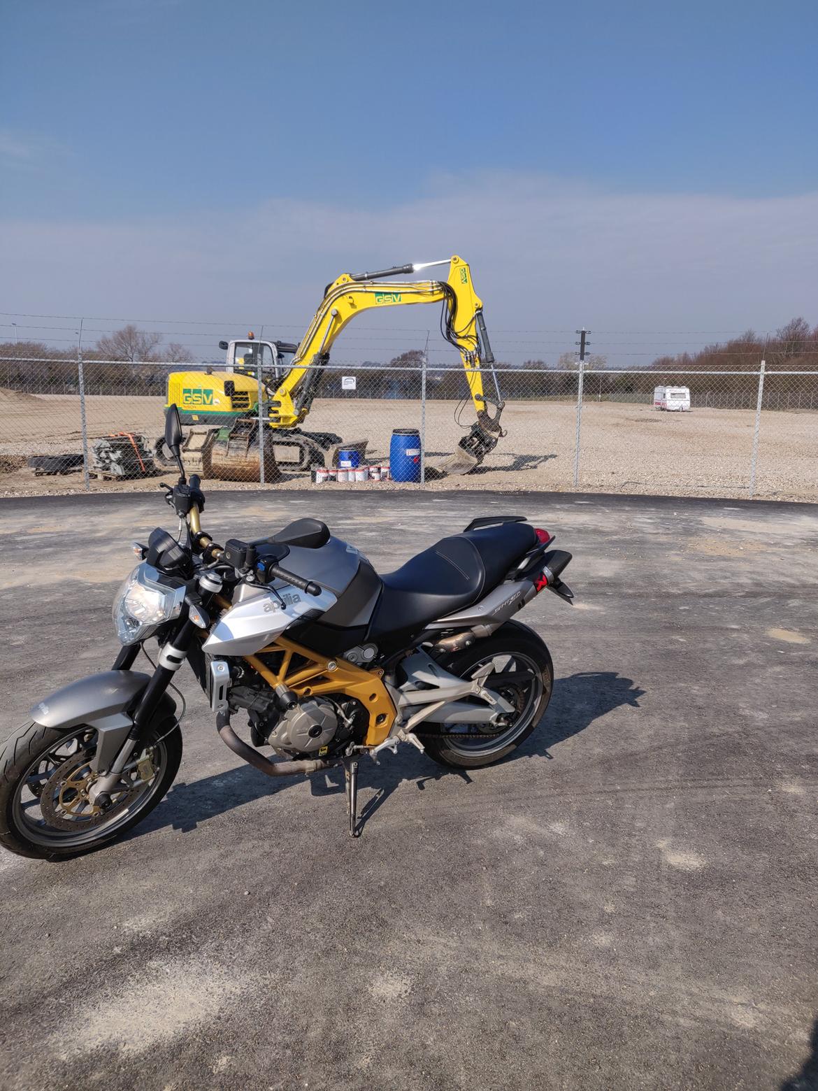 Aprilia SL 750 Shiver billede 4