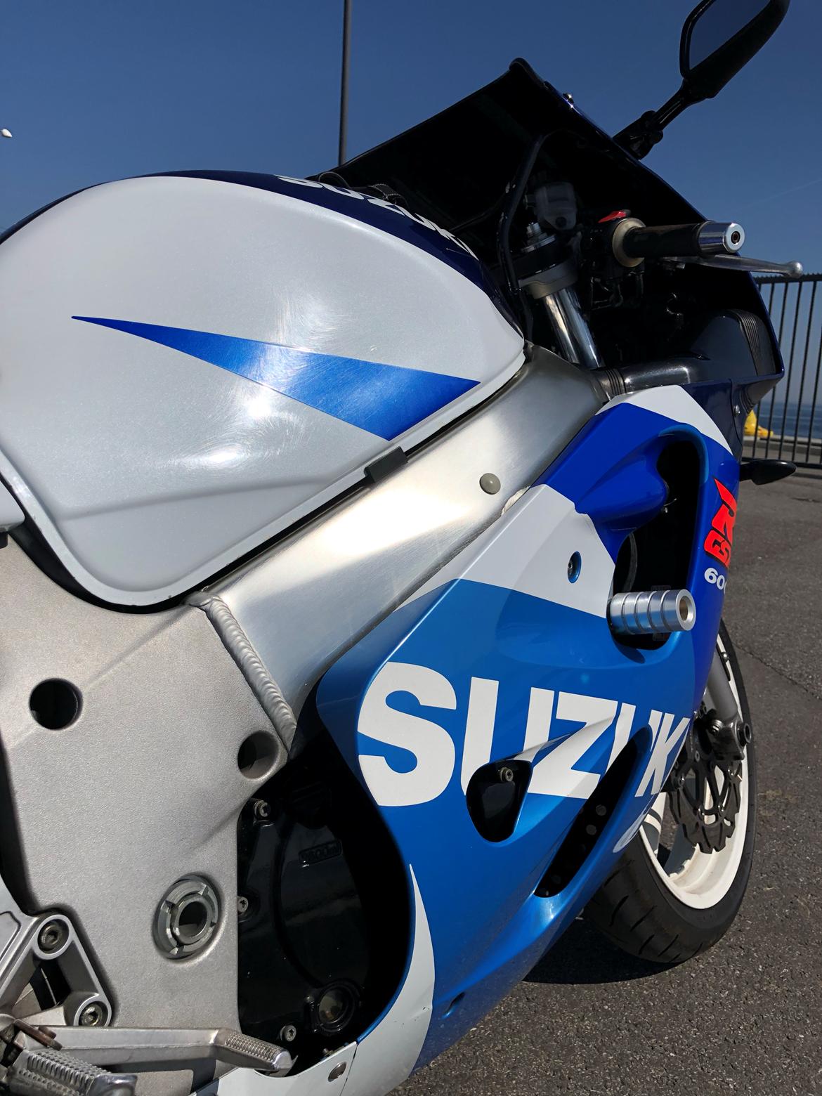 Suzuki GSX-R 600 SRAD billede 4