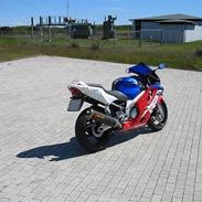 Honda CBR 600 f4