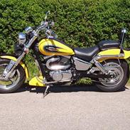 Suzuki marauder