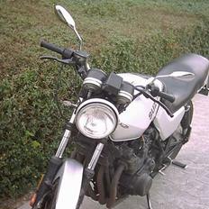 Suzuki Gs 650 G Katana