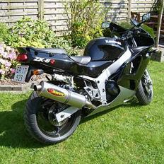Kawasaki zx6r