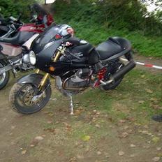 Moto Guzzi V11 Le Mans Scura