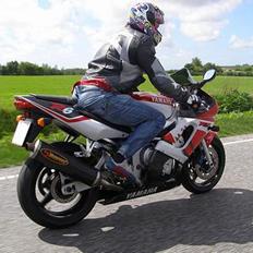 Yamaha YZF R6 - Solgt