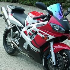 Yamaha YZF R6