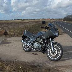 Yamaha XJ 900