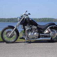 Suzuki Intruder VS 1400