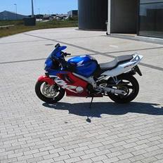 Honda CBR 600 f4