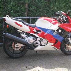 Honda cbr 600 F3 
