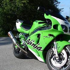 Kawasaki ZX7R CupEdition(Solgt)
