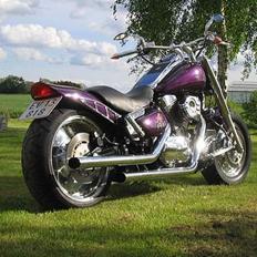 Suzuki VL1500