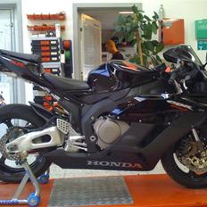 Honda CBR1000RR - SOLGT