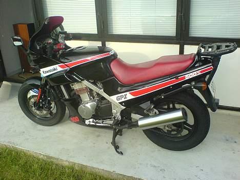 Kawasaki GPZ 500 S *solgt* billede 2