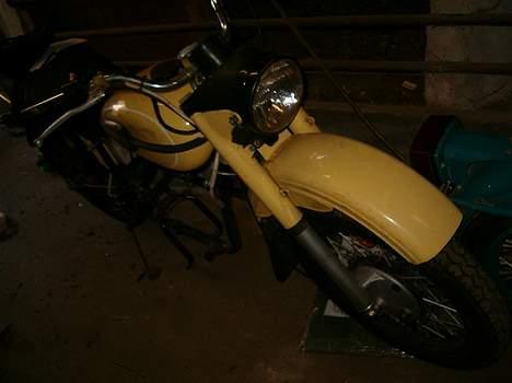 Ural 650(solgt) billede 1