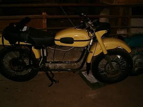 Ural 650(solgt) billede 2