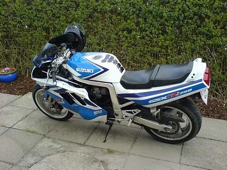 Suzuki Gsx-r 750 -SOLGT- billede 9