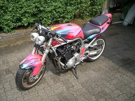 Suzuki Bandit - Mangler stadig lidt småting.... billede 9
