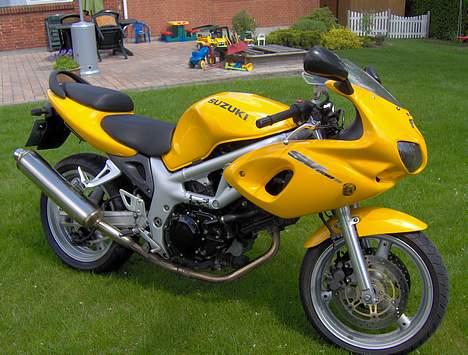 Suzuki SV 650s (Solgt) billede 10