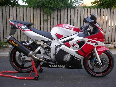 Yamaha YZF R6 - Solgt billede 4