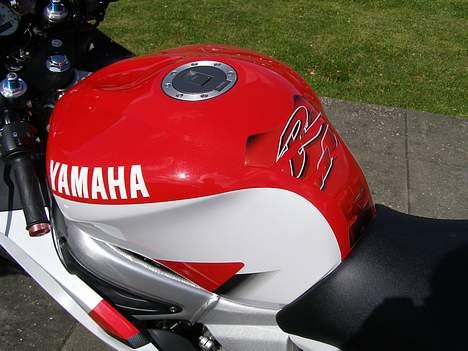 Yamaha YZF R6 - Solgt billede 14