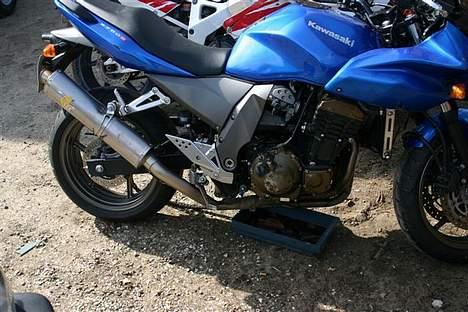 Kawasaki Z750S DØD - Efter mødet med en modkørene bil søndag d. 23/4 billede 7
