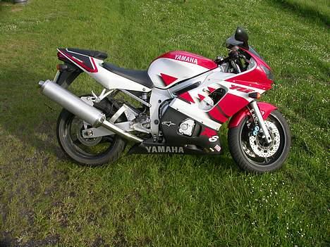 Yamaha YZF R6 - SOLGT billede 2